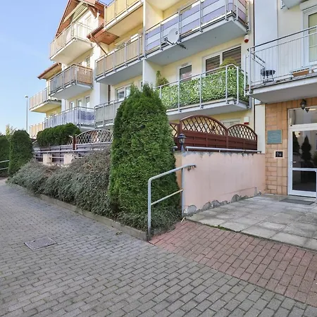 Apartment Family With Terrace By Renters *